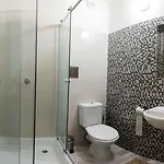 B&b, Reception 24 7, 800m Od-from R1, Free Parking Hotel