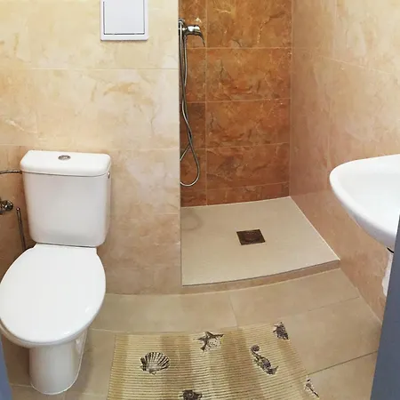 酒店 B&b, Reception 24 7, 800m Od-from R1, Free Parking 3*