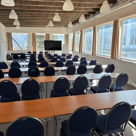 Hotell B&b, Reception 24 7, 800m Od-from R1, Free Parking 3*