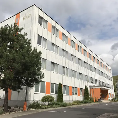 Hotell B&b, Reception 24 7, 800m Od-from R1, Free Parking Banská Bystrica