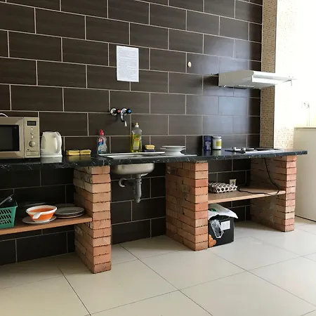 酒店 B&b, Reception 24 7, 800m Od-from R1, Free Parking 3*