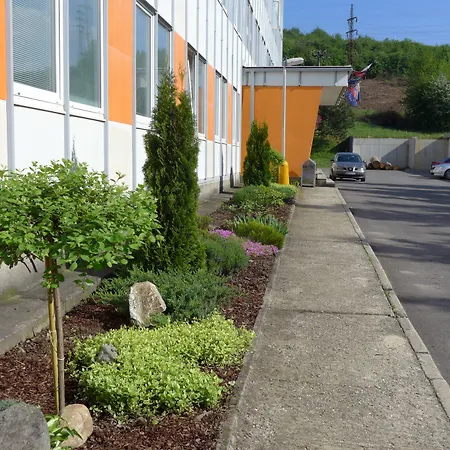 B&b, Reception 24 7, 800m Od-from R1, Free Parking 3* Banská Bystrica