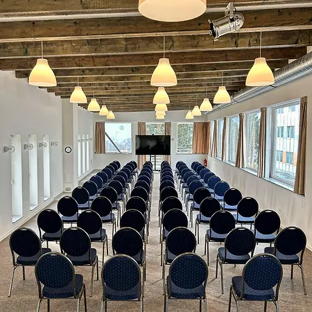 Hotel B&b, Reception 24 7, 800m Od-from R1, Free Parking 3*