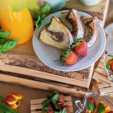 B&b, Reception 24 7, 800m Od-from R1, Free Parking Hotell Banská Bystrica