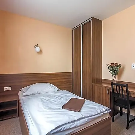 B&b, Reception 24 7, 800m Od-from R1, Free Parking Hotel Bańska Bystrzyca