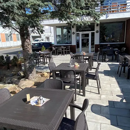 B&b, Reception 24 7, 800m Od-from R1, Free Parking